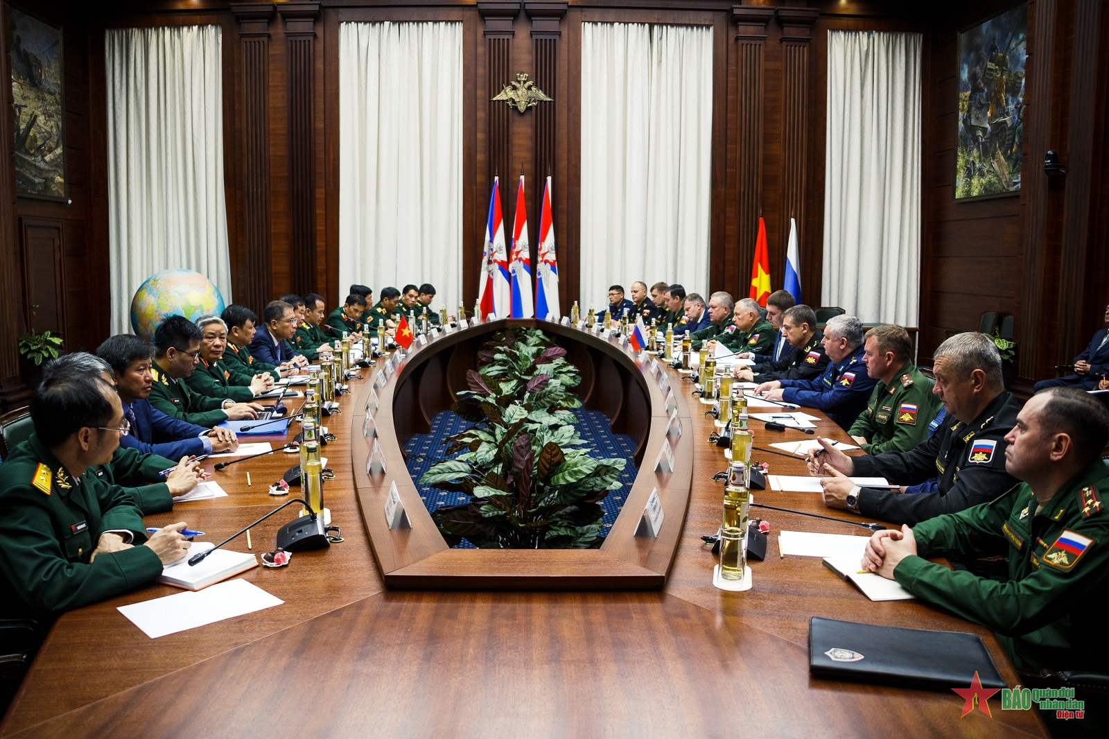 Việt Nam và LB Nga thúc đẩy hợp tác quốc phòng